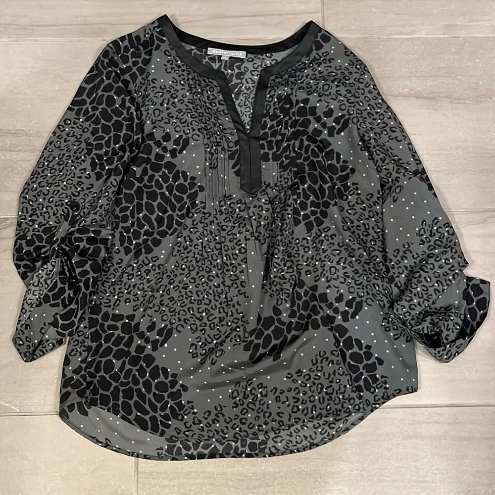 Daniel Rainn Top